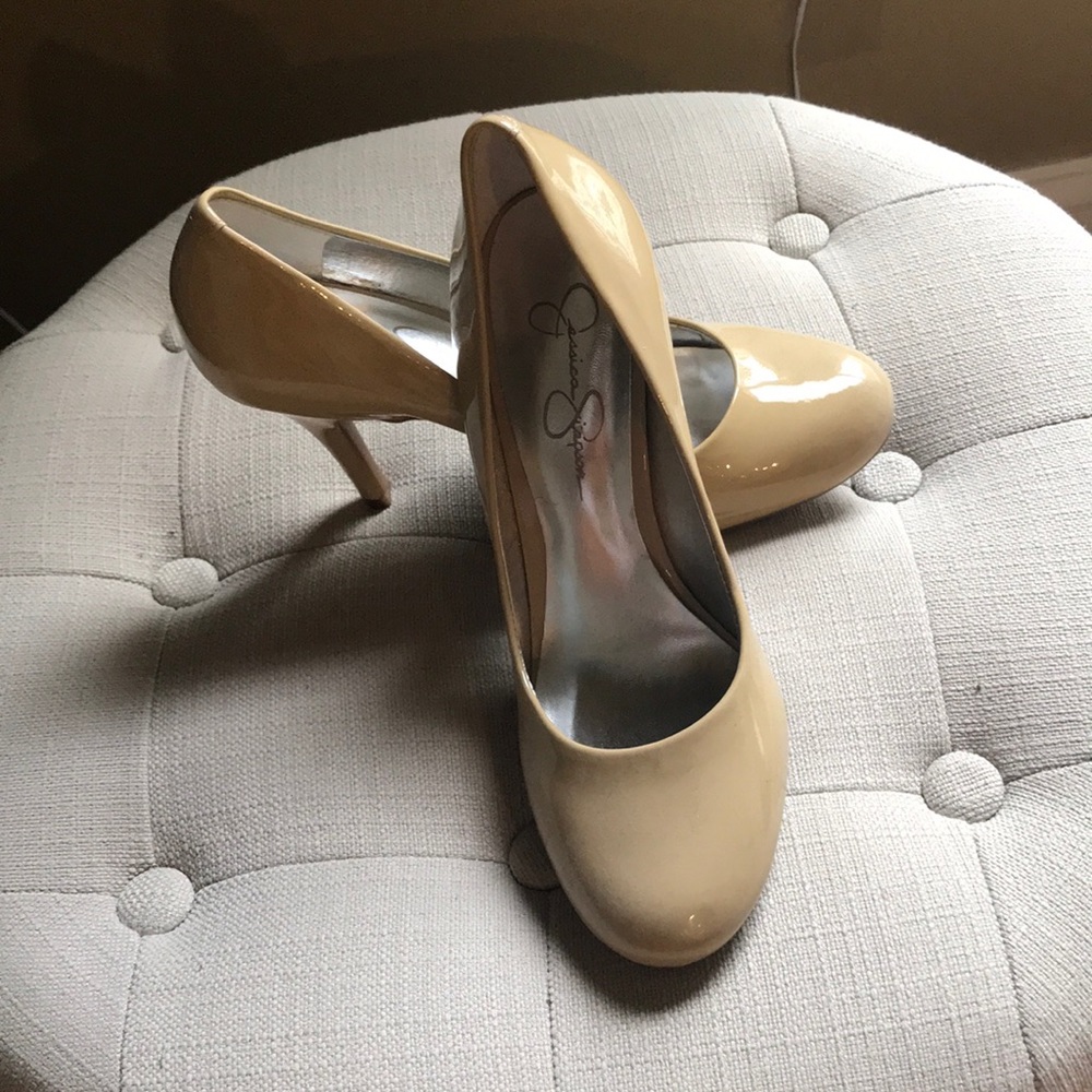 Jessica Simpson Nude heels